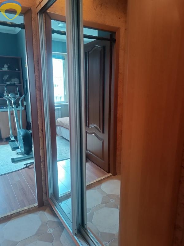 продажа трехкомнатной квартиры номер A-173654 в Малиновском районе, фото номер 9